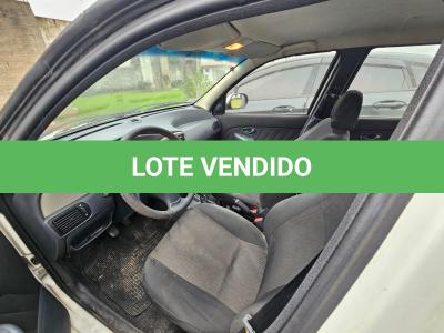 LOTE 003 - Um veículo automóvel nacional marca FIAT/PALIO FIRE ECONOMY,  cor branca, a álcool/gasolina, ano de fabricação e modelo 2012/2013, placa  MLC8C78