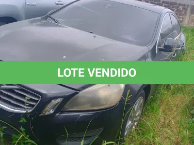 LOTE 001 - UM VEÍCULO MARCA I/VOLVO S60 2.0 T5 DYNA, PLACAS IYY-0038, ANO/MODELO 2011/2012, COR PRETA, GASOLINA