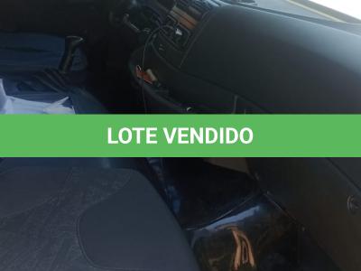 LOTE 004 - Um veículo caminhão nacional marca M. BENZ/ATEGO 1726,  carroceria fechada/cab. estend., cor branca, a diesel, ano de fabricação e modelo  2016/2016, placa  QID9E33