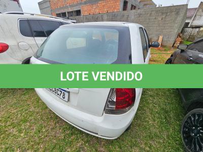 LOTE 003 - Um veículo automóvel nacional marca FIAT/PALIO FIRE ECONOMY,  cor branca, a álcool/gasolina, ano de fabricação e modelo 2012/2013, placa  MLC8C78