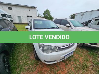 LOTE 003 - Um veículo automóvel nacional marca FIAT/PALIO FIRE ECONOMY,  cor branca, a álcool/gasolina, ano de fabricação e modelo 2012/2013, placa  MLC8C78