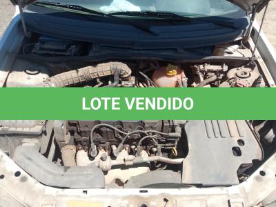LOTE 008 - UM VEÍCULO GM CORSA CLASSIC, ANO 2014 MODELO 2015, PLACAS AYO-4A92