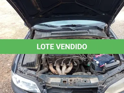 LOTE 047 - UM VEÍCULO CHEVROLET VECTRA GLS ANO 1999 E MODELO 2000, PLACAS MNY-7689
