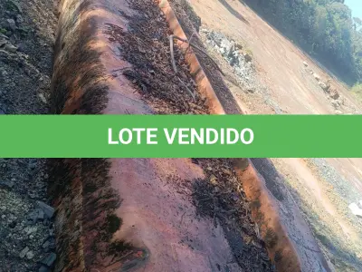 LOTE 036 - SUCATA DE TANQUE