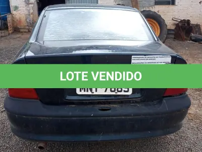 LOTE 047 - UM VEÍCULO CHEVROLET VECTRA GLS ANO 1999 E MODELO 2000, PLACAS MNY-7689