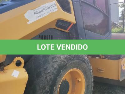 LOTE 002 - ROLO COMPACTADOR LIUGONG 6612 E KIT PATA ANO/MODELO 2019
