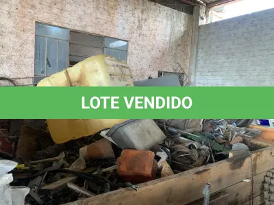 LOTE 032 - SUCATAS DE FERRO