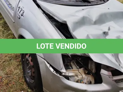 LOTE 048 - UM VEÍCULO CHEVROLET CLASSIC ANO 2013 E MODELO 2014, PLACAS AXK-4113