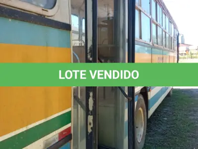LOTE 017 - UM ÔNIBUS MERCEDES BENZ 1192, ANO E MODELO 1992 PLACAS ADF-3283