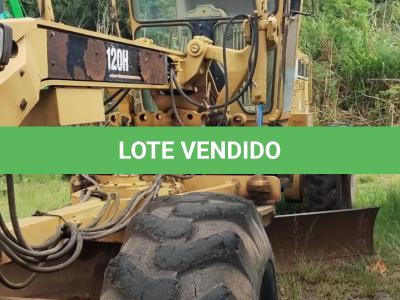 LOTE 001 - MOTONIVELADORA CATERPILLAR 120H 2849 ANO/MODELO 2003 