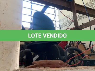LOTE 030 - SUCATAS DE ESCRITÓRIO