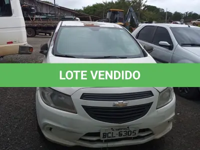 LOTE 046 - UM VEÍCULO CHEVROLET ONIX JOYE ANO E MODELO 2018, PLACAS BCL-6305