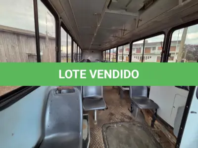 LOTE 014 - UM ÔNIBUS VOLKSWAGEN MAXIBUS URB 16210, ANO EMODELO 2001, PLACAS ITA-0011
