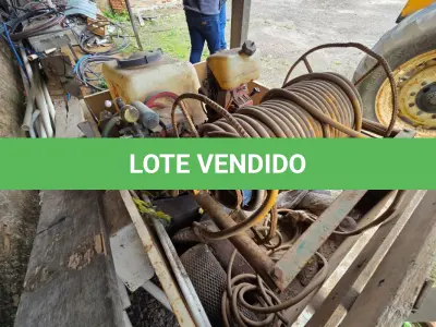 LOTE 005 - UMA MOTO BOMBA
