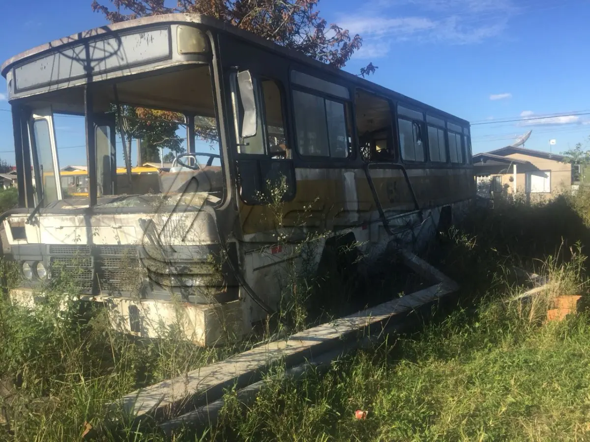 LOTE 005 - ÔNIBUS MERCEDES BENZ, ANO E MODELO 1979
