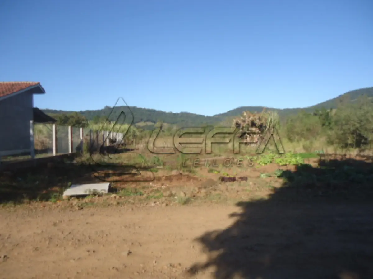 LOTE 002 - TERRENO NO BAIRRO CENTRO EM ROLANTE/RS