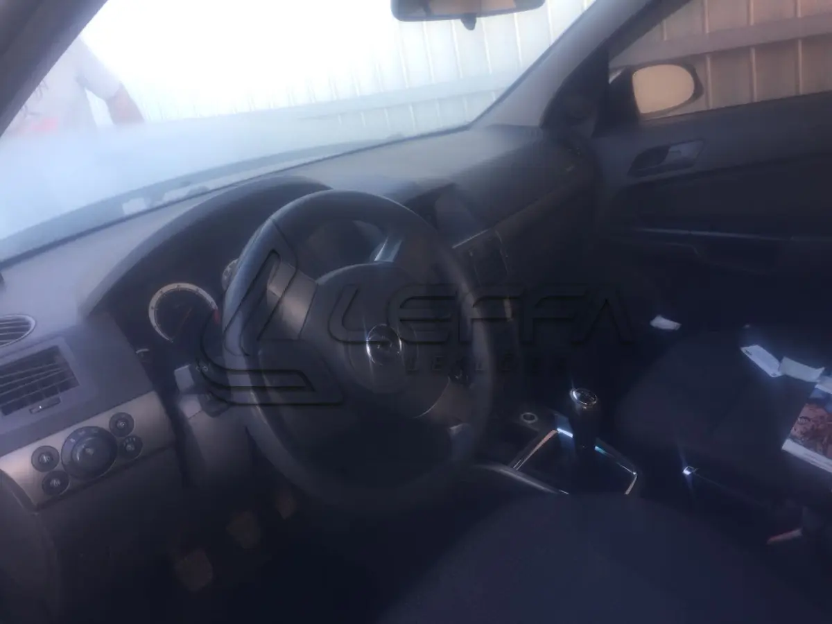 LOTE 009 - GM/VECTRA, SD EXPRESSION, ANO 2009 MODELO 2010