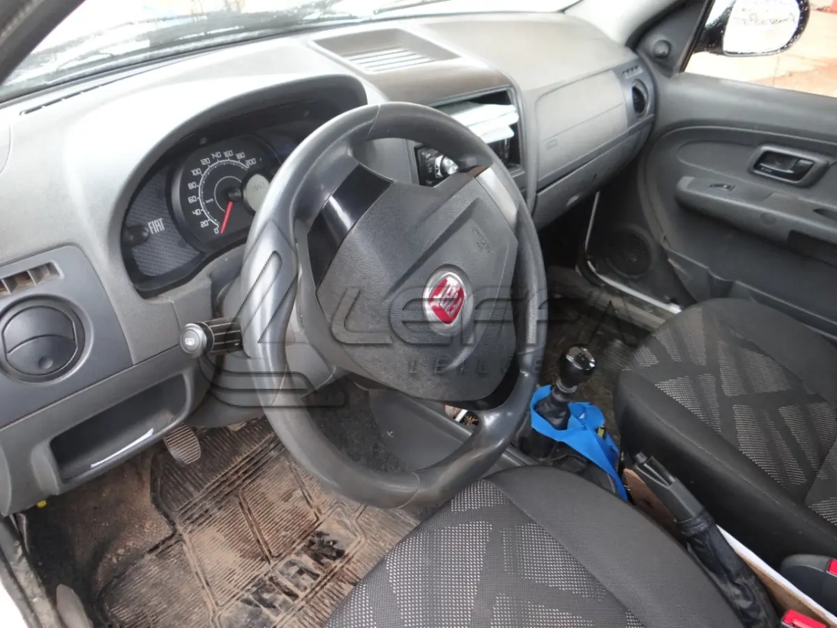 LOTE 004 - VEÍCULO FIAT PALIO FIRE, ANO 2015  MODELO 2016