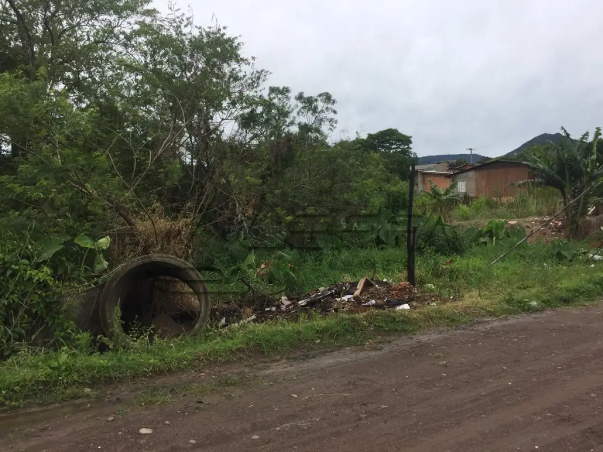 LOTE 024 - TERRENO, lote 07, da quadra 183, em Terra de Areia/RS