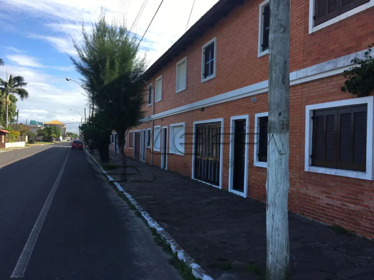 LOTE 003 - APARTAMENTO NÚMERO UM (01) DO EDIFÍCIO “NILZA ENDRES VIANNA" EM ARROIO DO SAL/RS