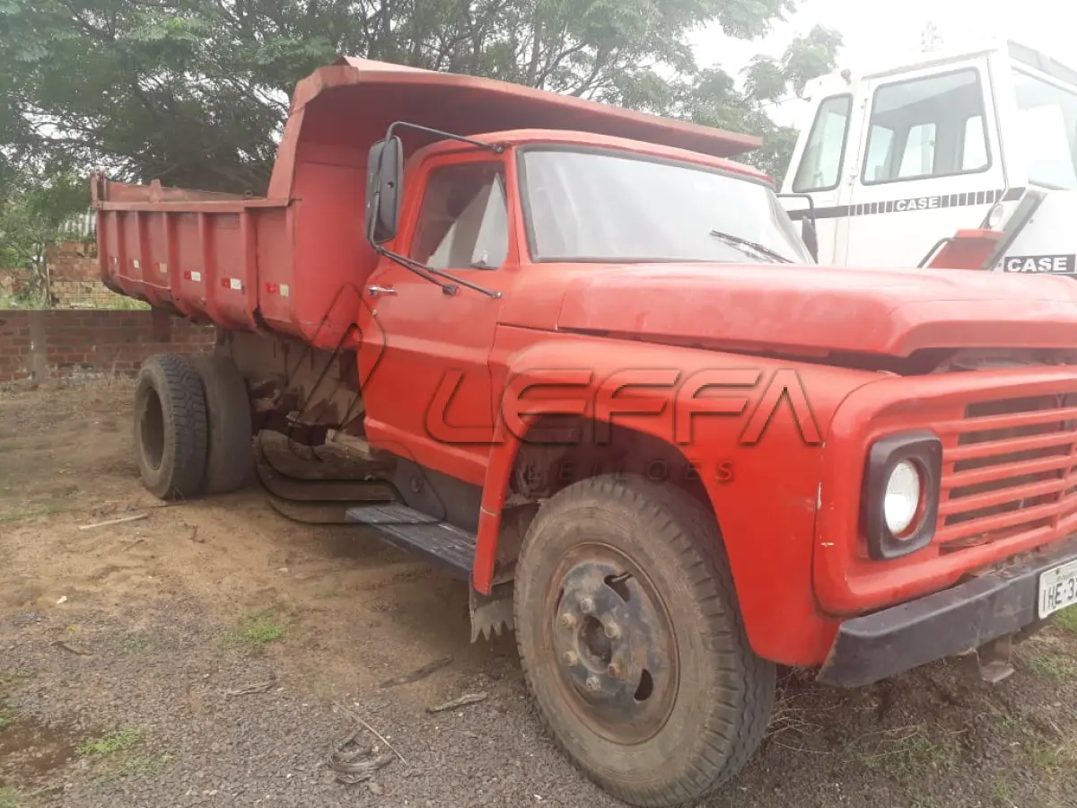 LOTE 021 - Caminhão Ford.f 600 motor M.B. 11.13  Ano 78