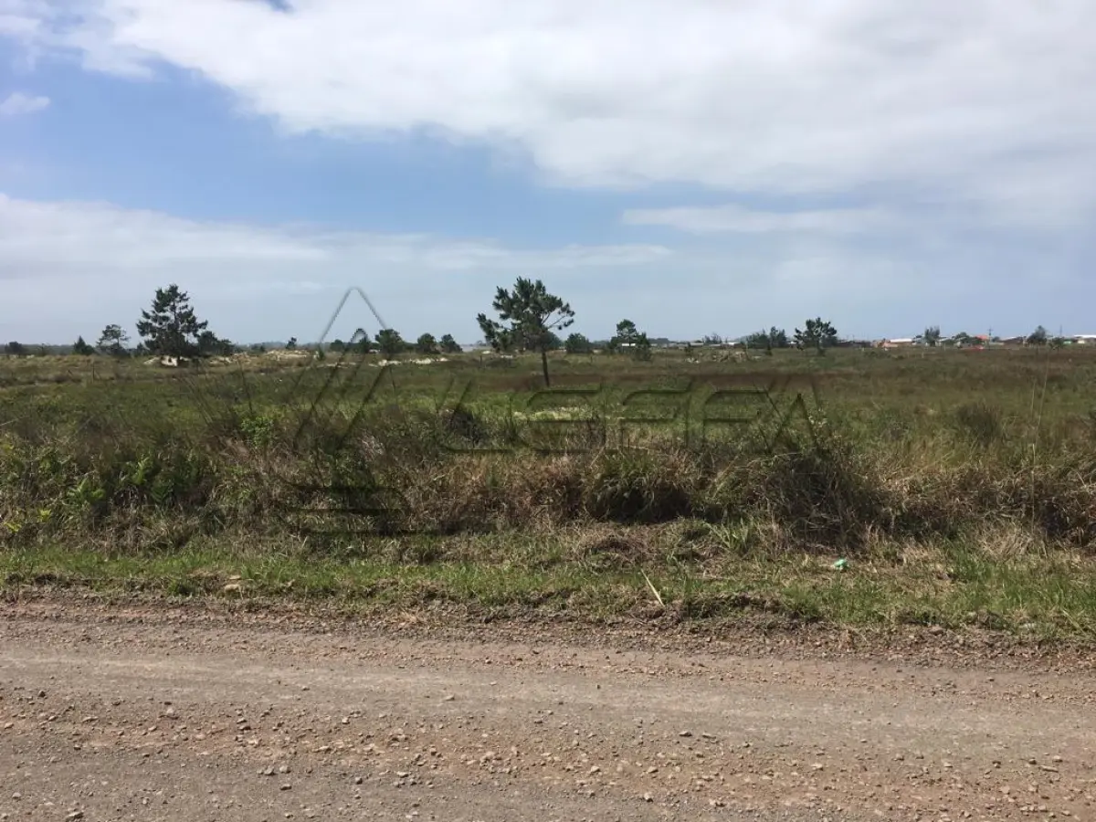 LOTE 003 - TERRENO NO BALNEÁRIO ESTRELA DO MAR EM TORRES/RS