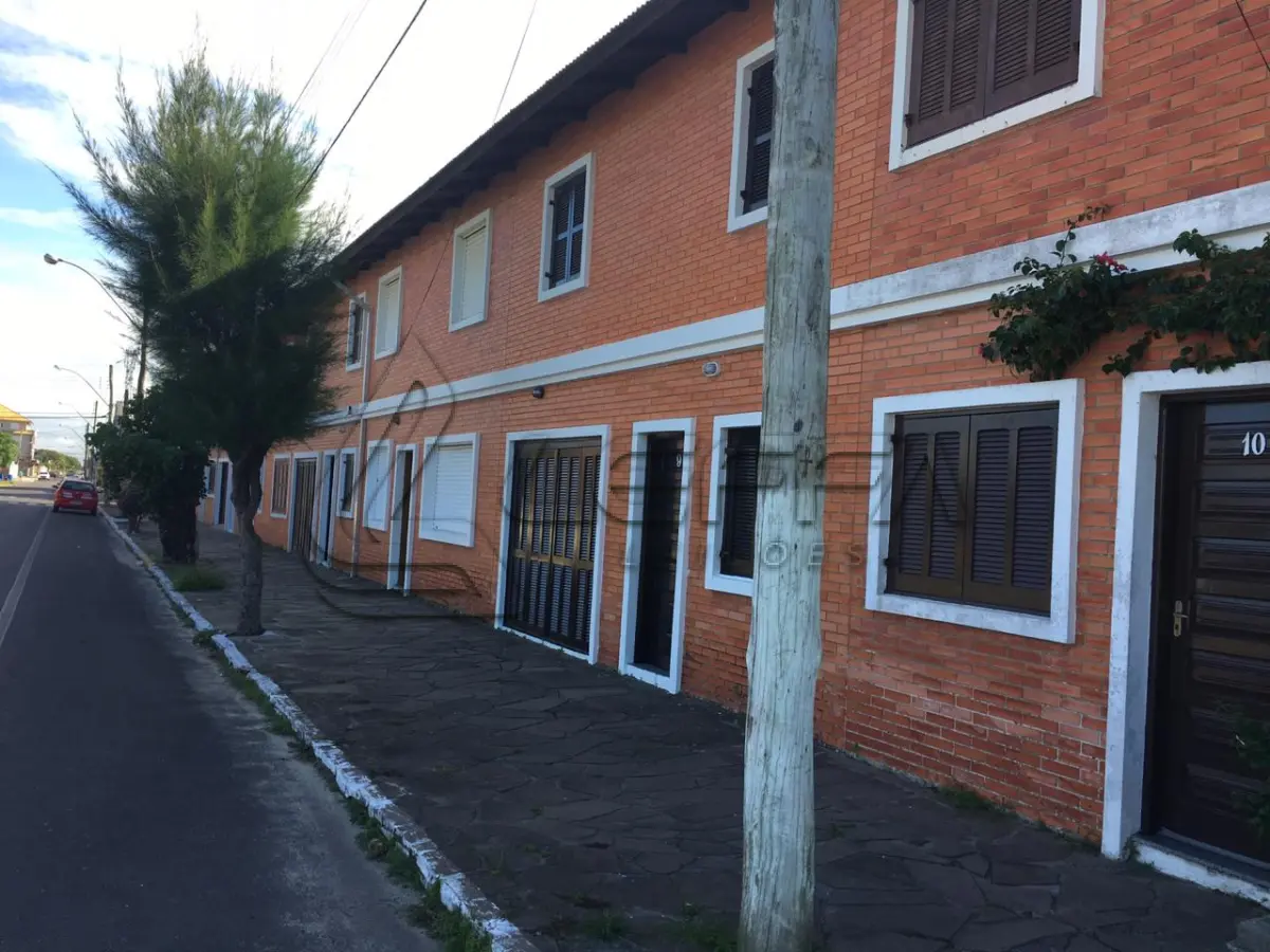 LOTE 003 - APARTAMENTO NÚMERO UM (01) DO EDIFÍCIO “NILZA ENDRES VIANNA" EM ARROIO DO SAL/RS