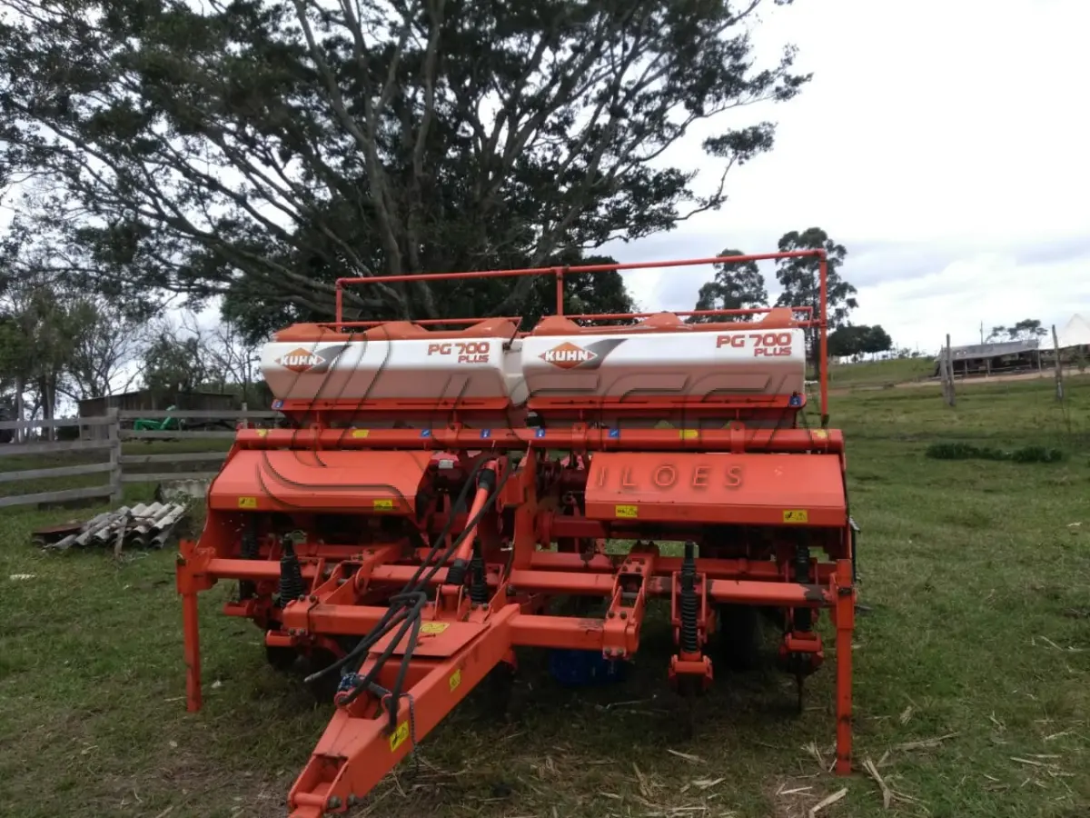 LOTE 013 - PLANTADEIRA DE SOJA 7 LINHAS, ANO 2016