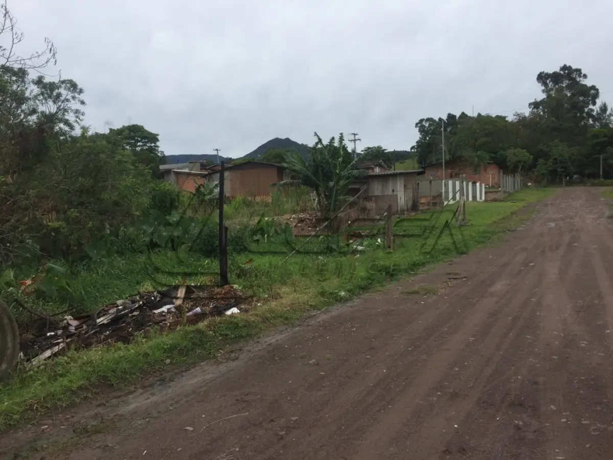 LOTE 023 - TERRENO, lote 06, da quadra 183, em Terra de Areia/RS