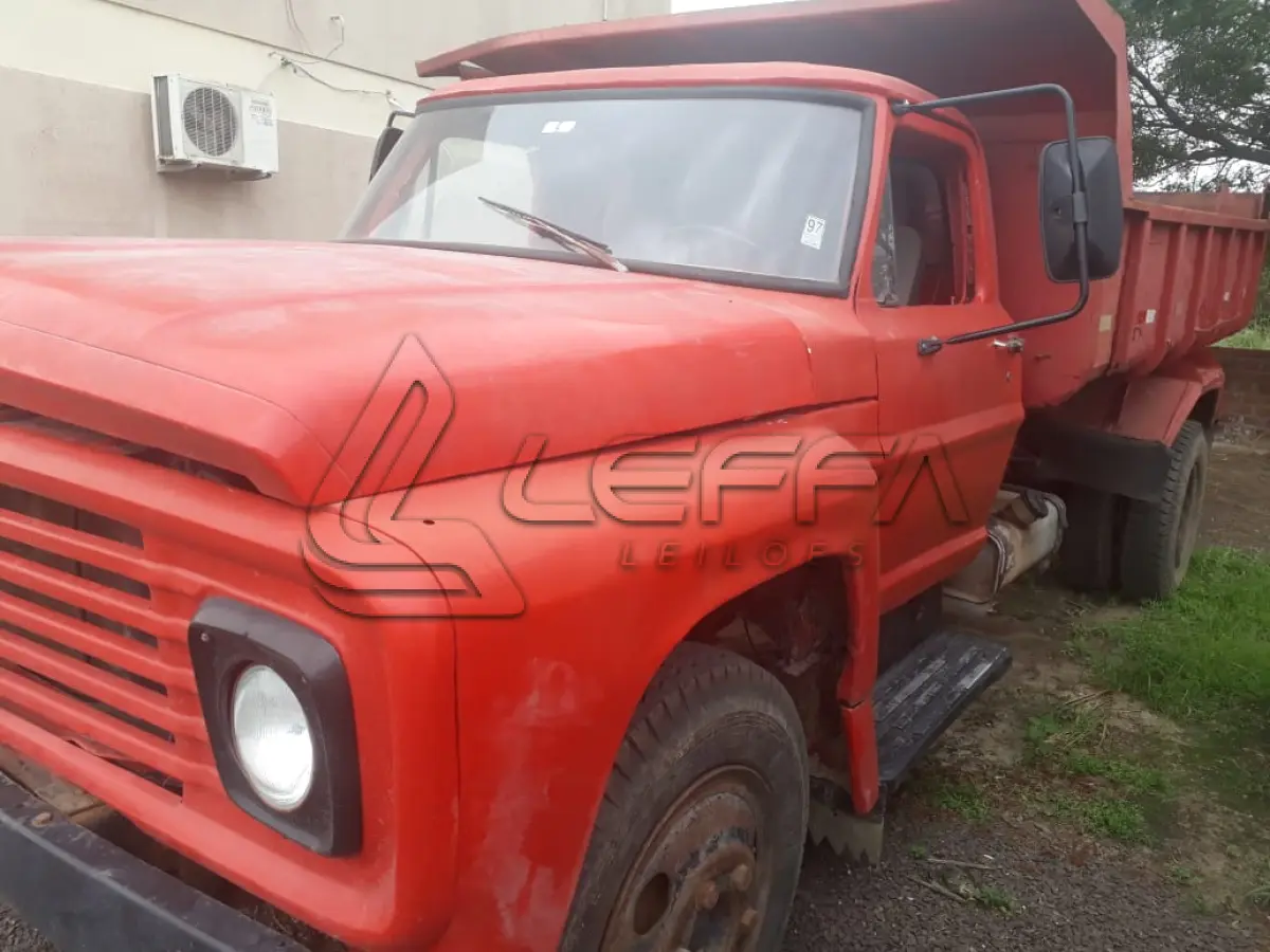 LOTE 021 - Caminhão Ford.f 600 motor M.B. 11.13  Ano 78