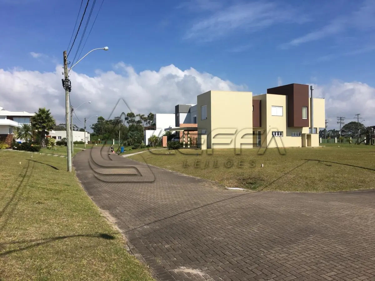 LOTE 001 - Terreno no Cond. Ocean Side, Unidade D34 quadra D, na Itapeva em Torres/RS