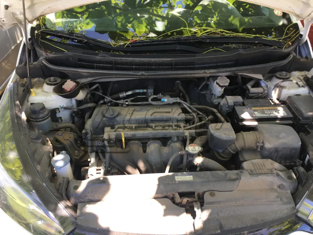 LOTE 004 - Veículo HB20S Hyundai, Ano 2014 Modelo 2015