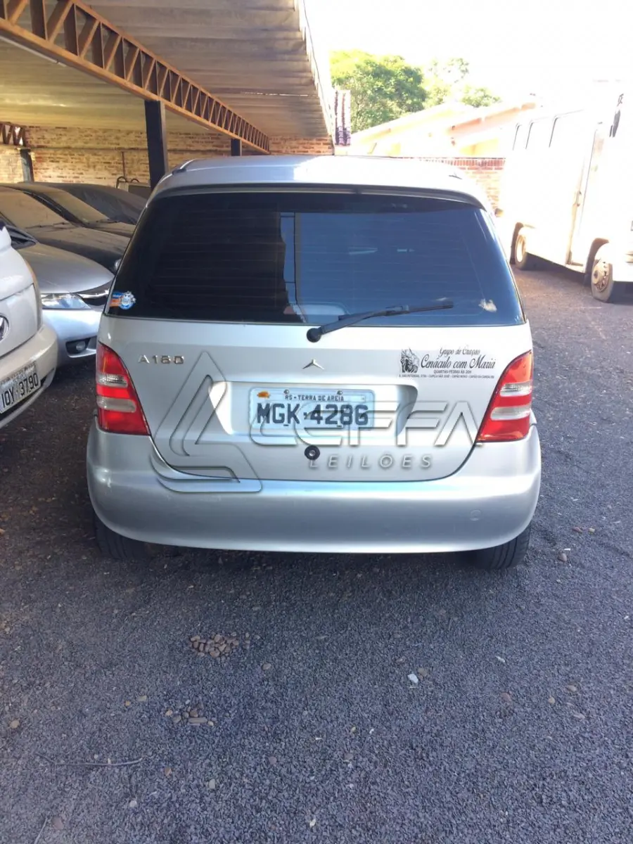 LOTE 003 - Mercedes Classe A160 Ano 2001 Modelo 2002