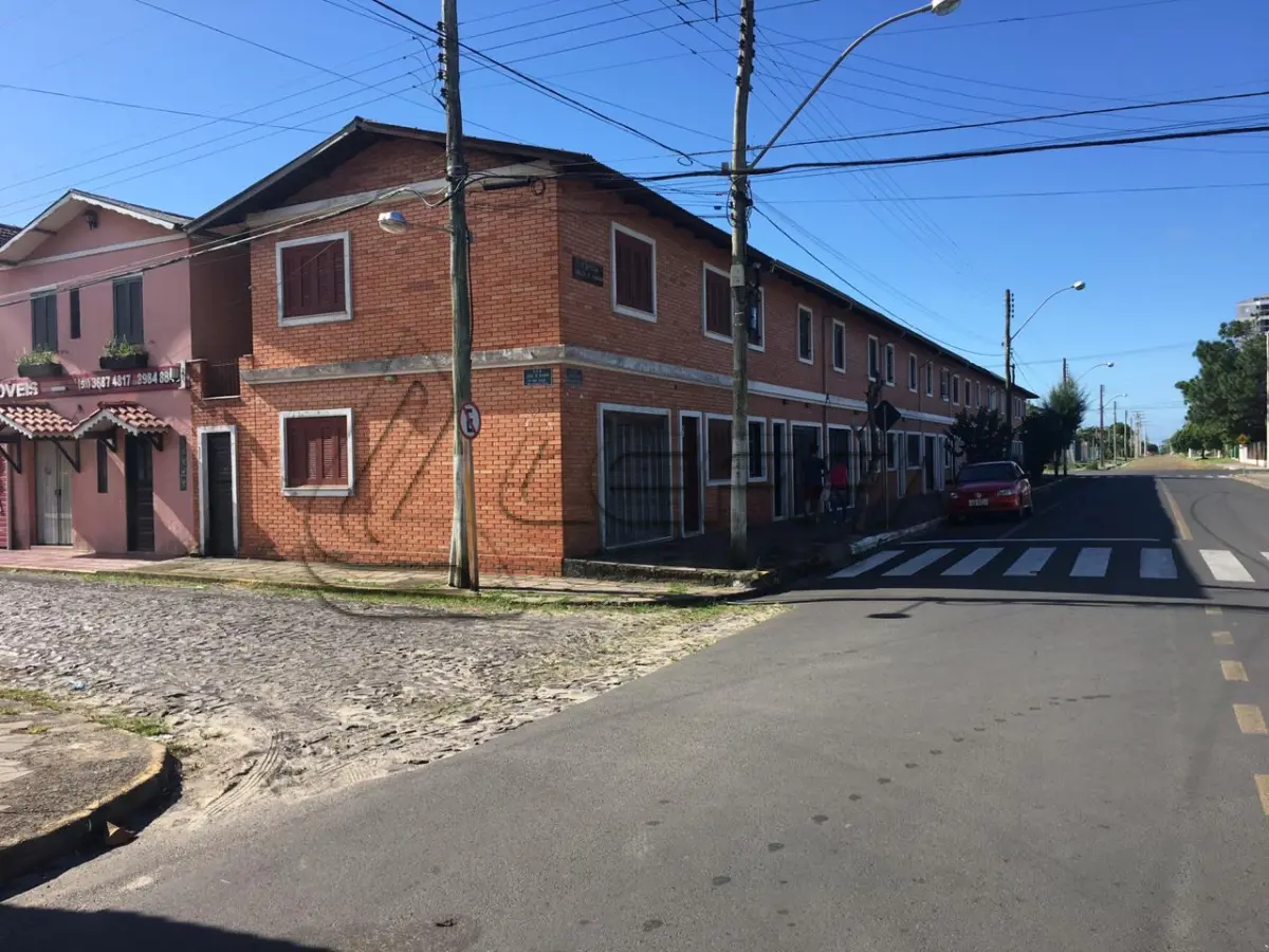 LOTE 003 - APARTAMENTO NÚMERO UM (01) DO EDIFÍCIO “NILZA ENDRES VIANNA" EM ARROIO DO SAL/RS