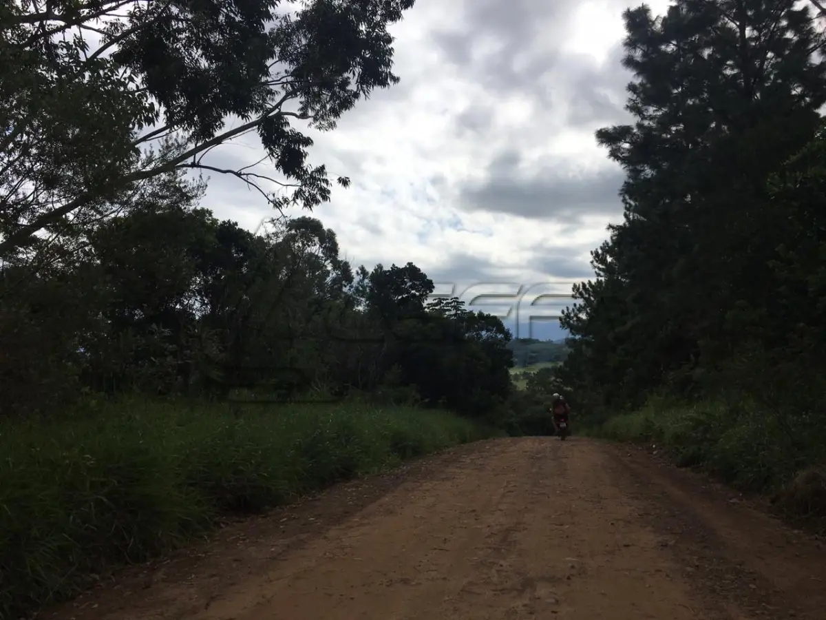 LOTE 009 - Terreno Urbano no Bairro Centenário, lote 10 quadra 1-L, em Torres/RS