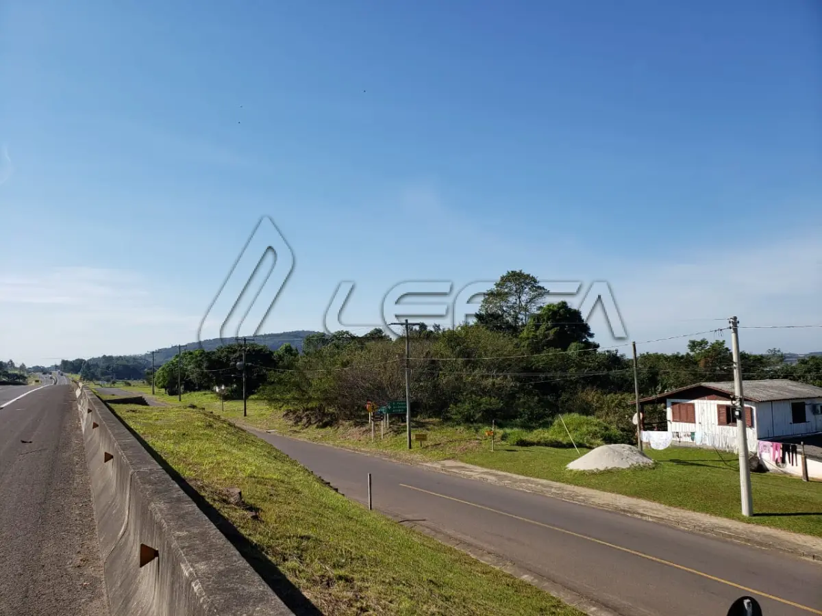LOTE 001 - ÁREA DE TERRA, APROXIMADAMENTE 4.754,52M², ÀS MARGENS DA BR 101, KM 12, NO ACESSO À DOM PEDRO DE ALCÂNTARA/RS
