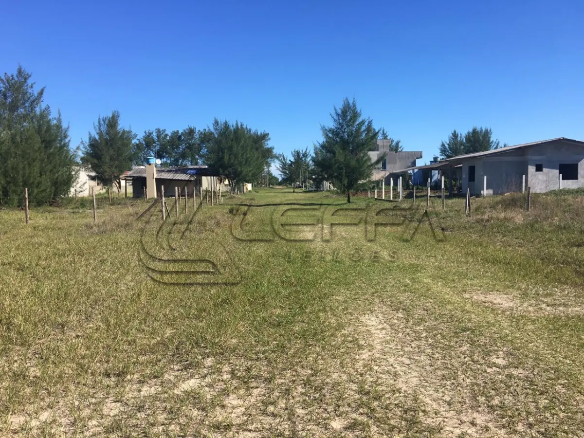 LOTE 001 - Terreno Urbano, Lote 10 da Quadra 13, no Balneário Alfa em Arroio do Sal/RS