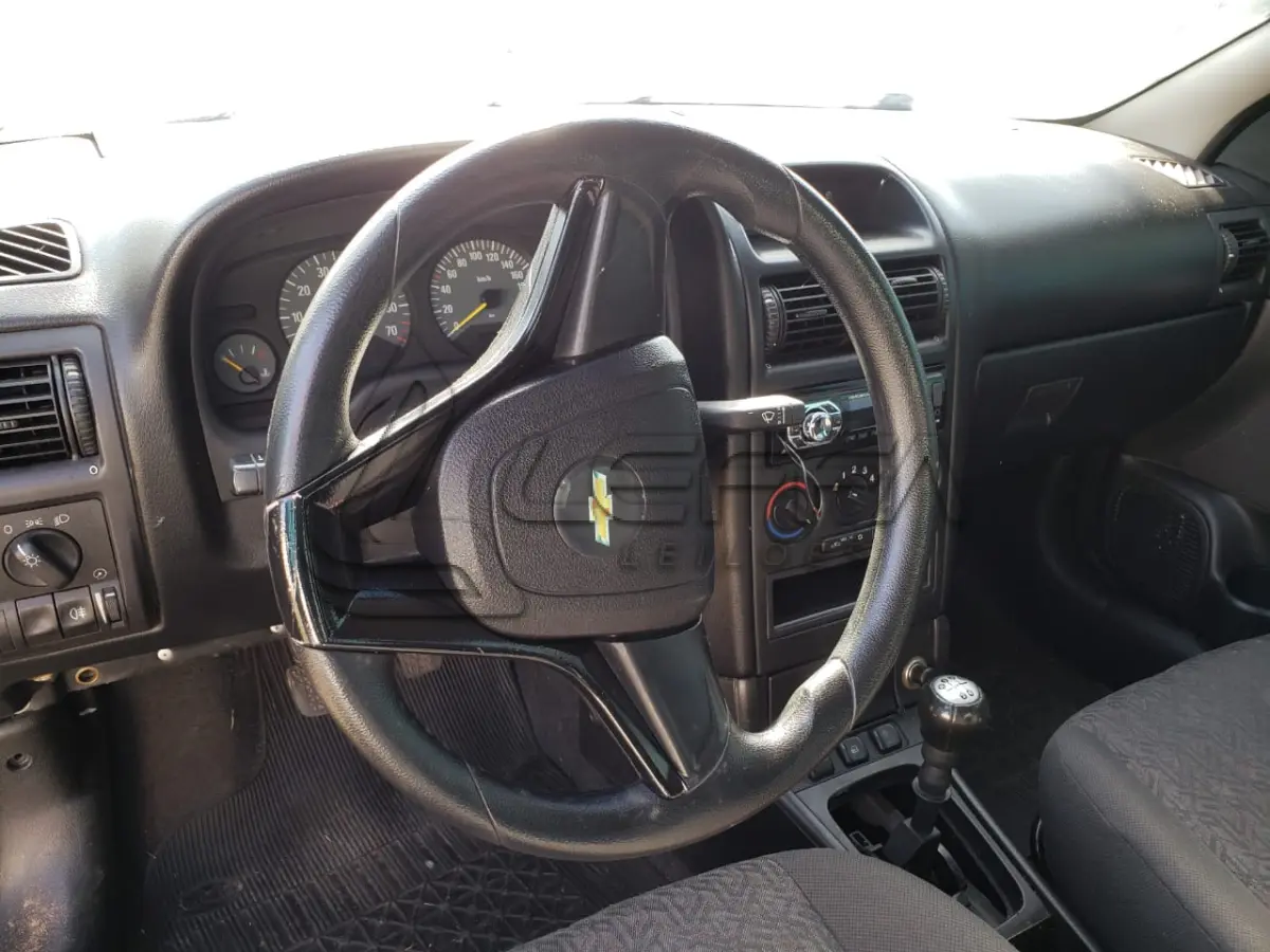 LOTE 002 - VEÍCULO GM/ASTRA ADVANTAGE, ANO/MODELO 2005