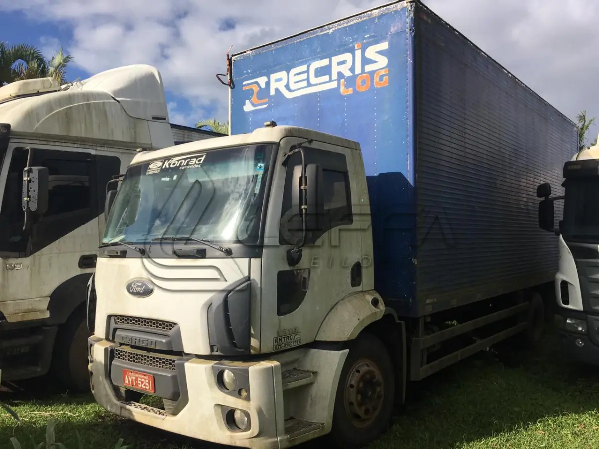 LOTE 008 - CAMINHÃO FORD/CARGO 1319, ANO 2013, PLACAS AYT-5251