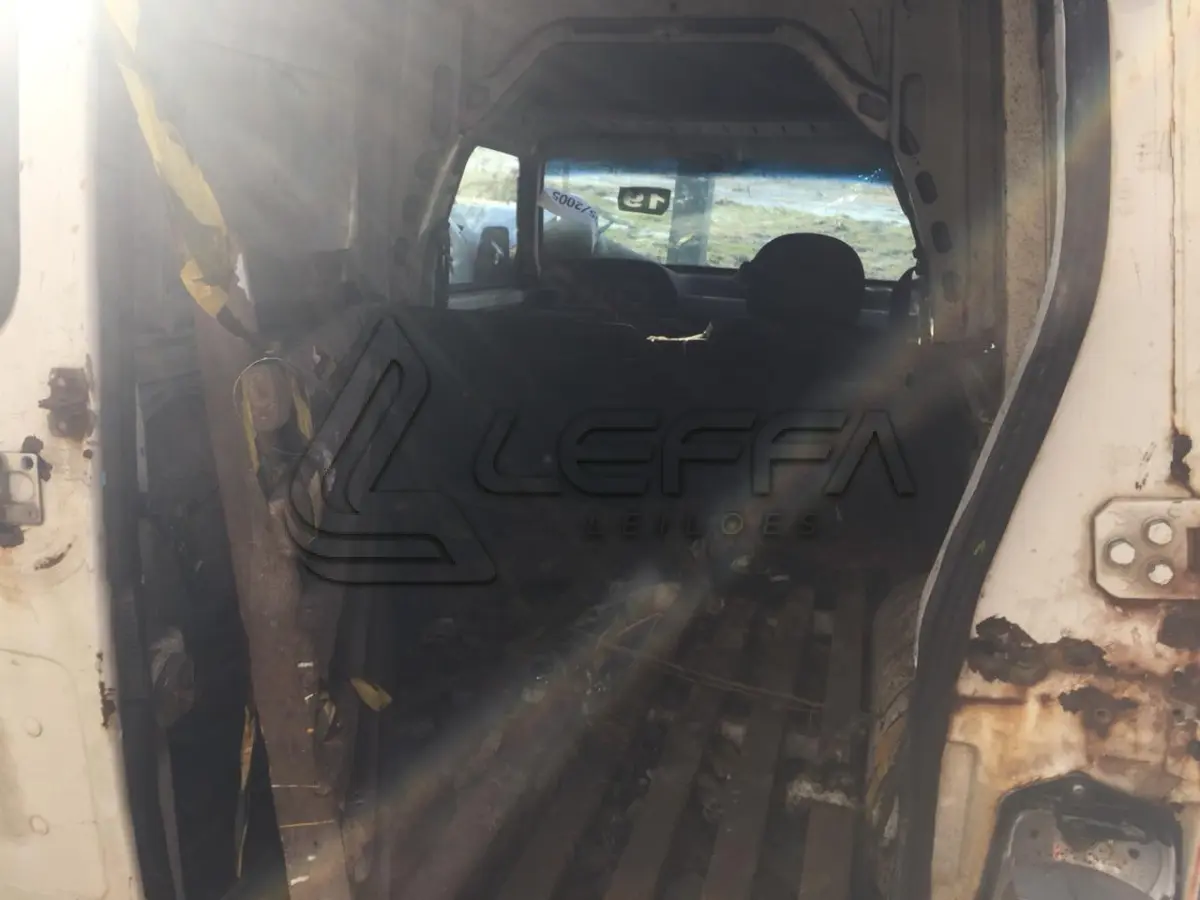 LOTE 001 - FIAT FIORINO, placa IMN 7453, ano e modelo 2005