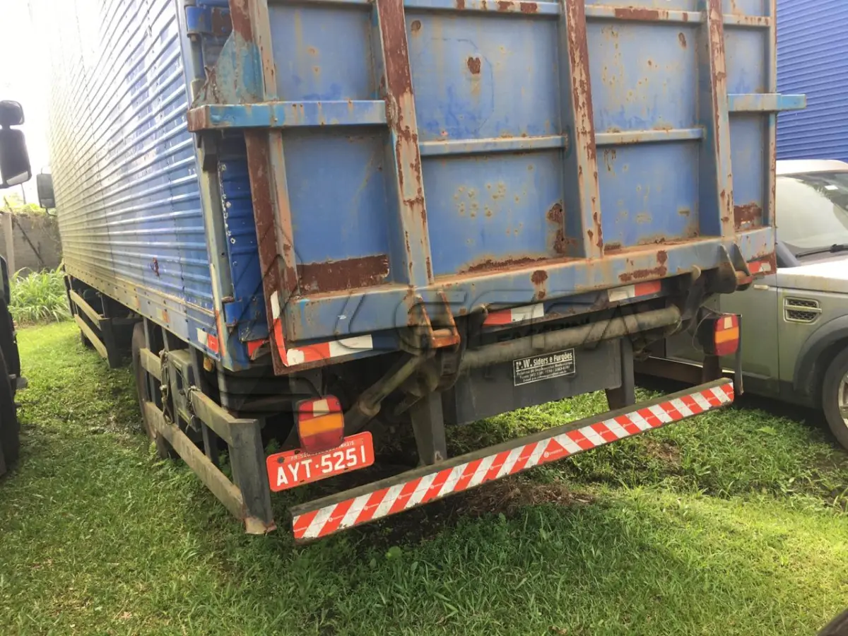 LOTE 008 - CAMINHÃO FORD/CARGO 1319, ANO 2013, PLACAS AYT-5251