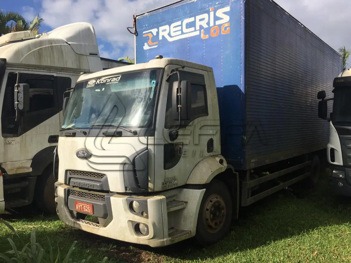 LOTE 008 - CAMINHÃO FORD/CARGO 1319, ANO 2013, PLACAS AYT-5251