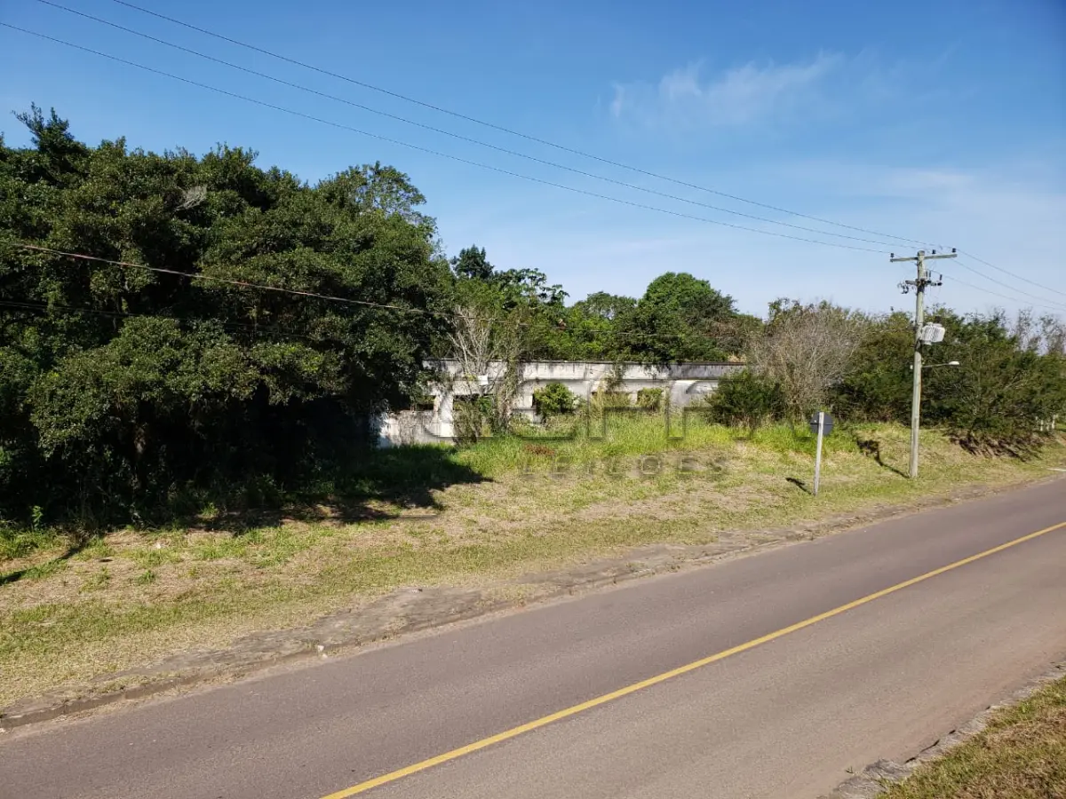 LOTE 001 - ÁREA DE TERRA, APROXIMADAMENTE 4.754,52M², ÀS MARGENS DA BR 101, KM 12, NO ACESSO À DOM PEDRO DE ALCÂNTARA/RS