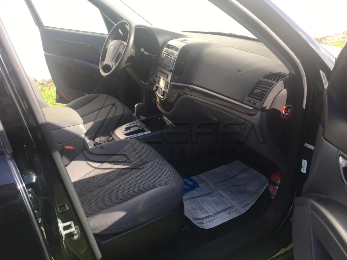 LOTE 005 - VEÍCULO HYUNDAI SANTA FÉ, 3.5, ANO/MODELO 2010/2011