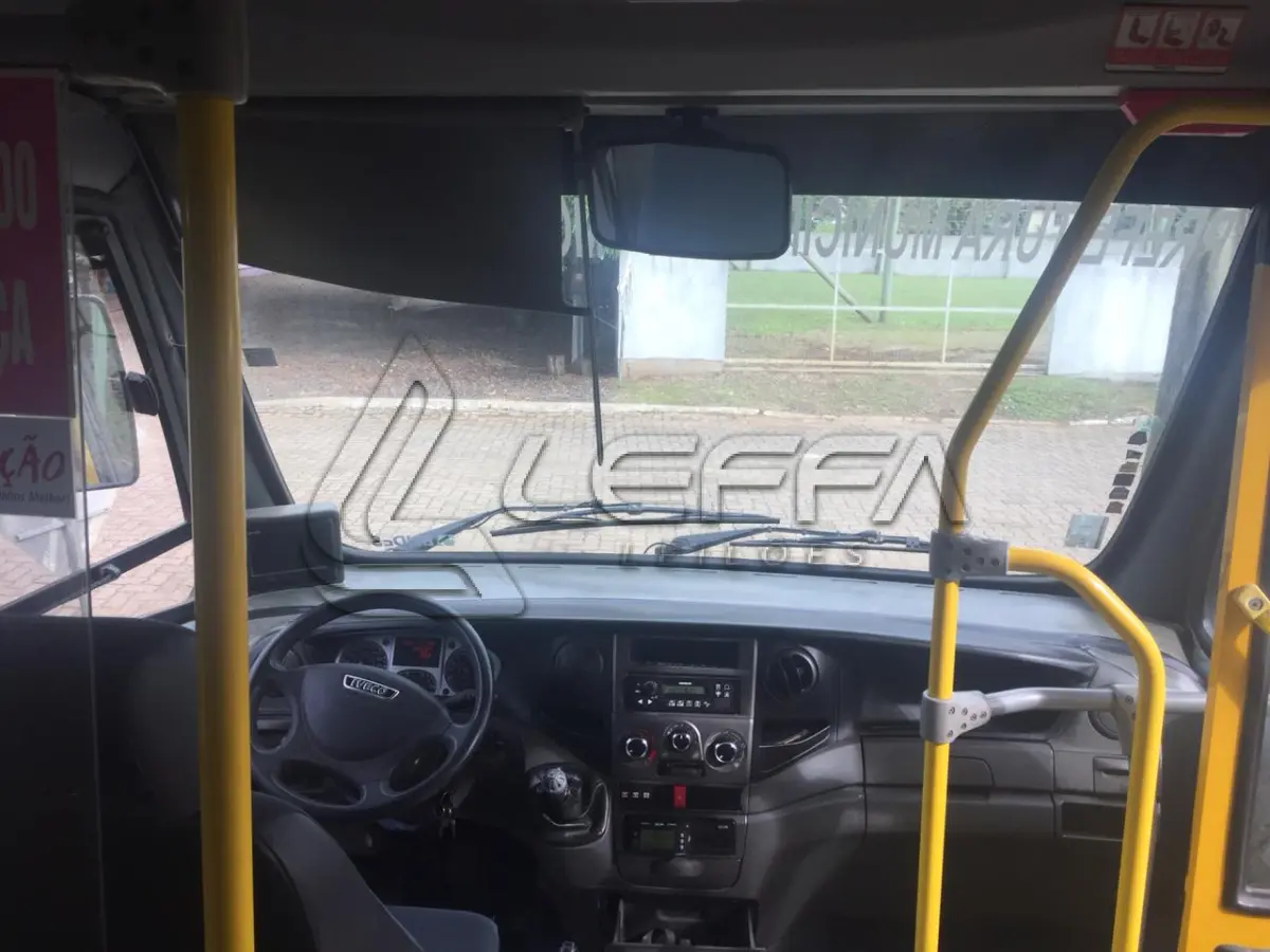 LOTE 004 - MICROONIBUS IVECO, CITYCLASS 70C17, placas IWI 5457, diesel, ano e modelo 2014, cor amarela.