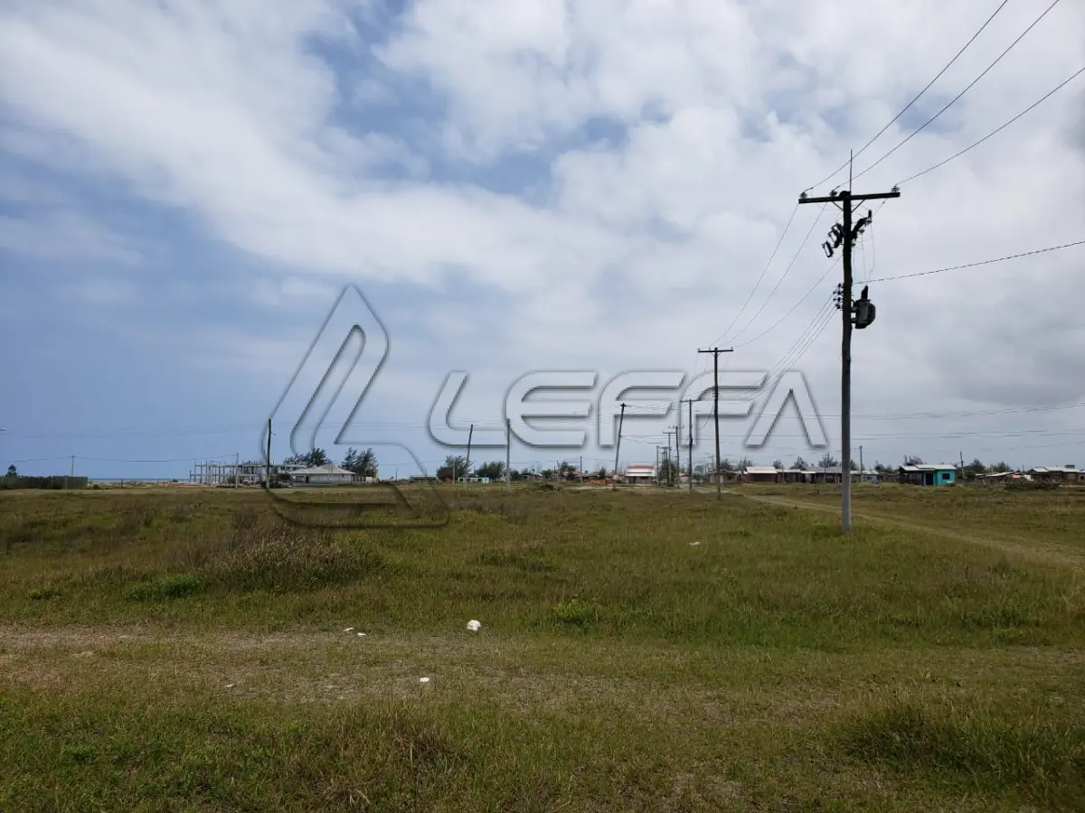 LOTE 001 - Terreno Urbano, Lote 10 Quadra 28, na Paraia da Riviera, em Torres/RS