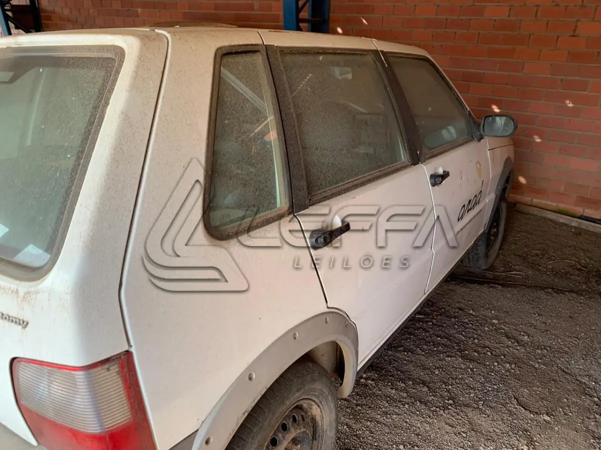 LOTE 006 - FIAT/UNO MILLE WAY ECONO, placas IQB-4489, flex, ano 2009 e modelo 2010, cor branca