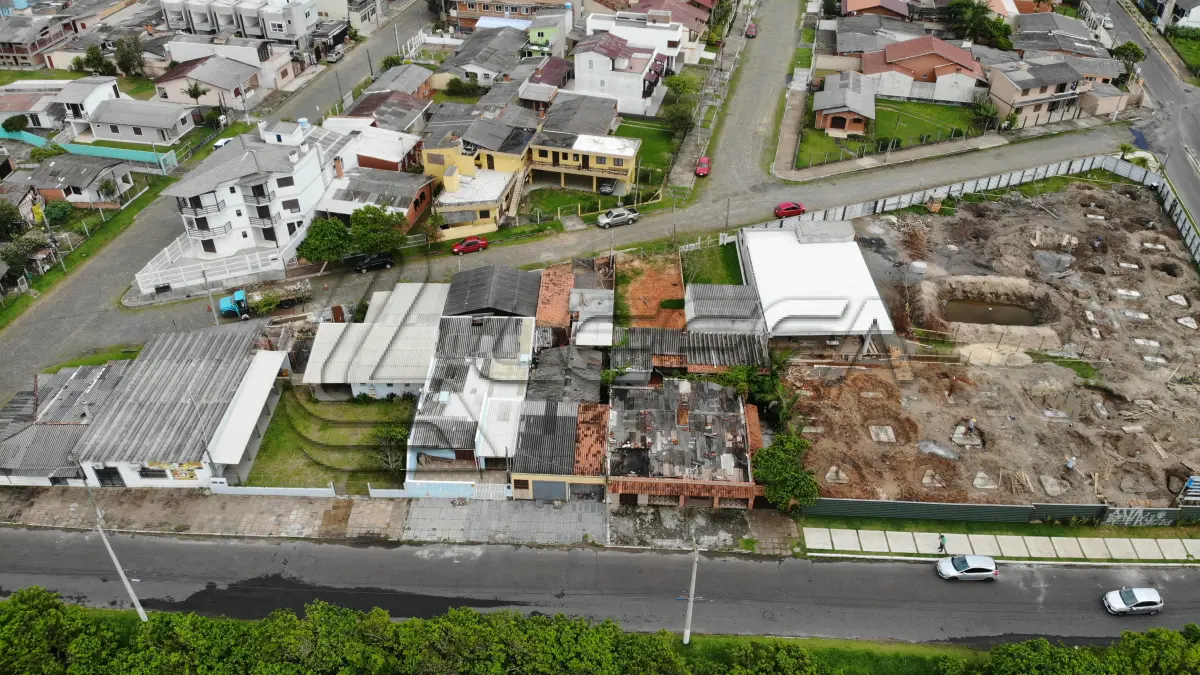 LOTE 004 - Terreno Urbano na Praia da Call, Lote 11 da Quadra A-K, em Torres/RS