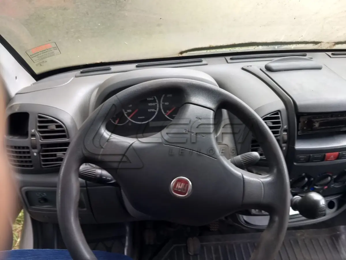 LOTE 004 - VEÍCULO FIAT/DUCATO MULTI TAKO, placas IVR-1520, diesel, ano e modelo 2014, cor branca