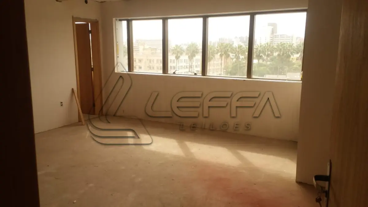 LOTE 002 - Sala Comercial 606 com 44,22 m² no Edifício San Martin em Porto Alegre/RS